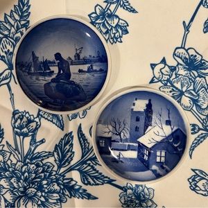 ROYAL COPENHAGEN • (2) Mini Plates